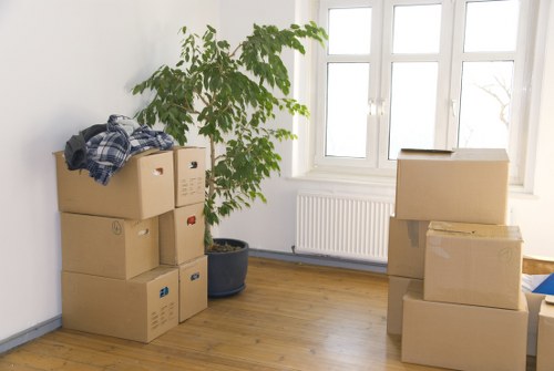 Feltham street access and parking for removals van